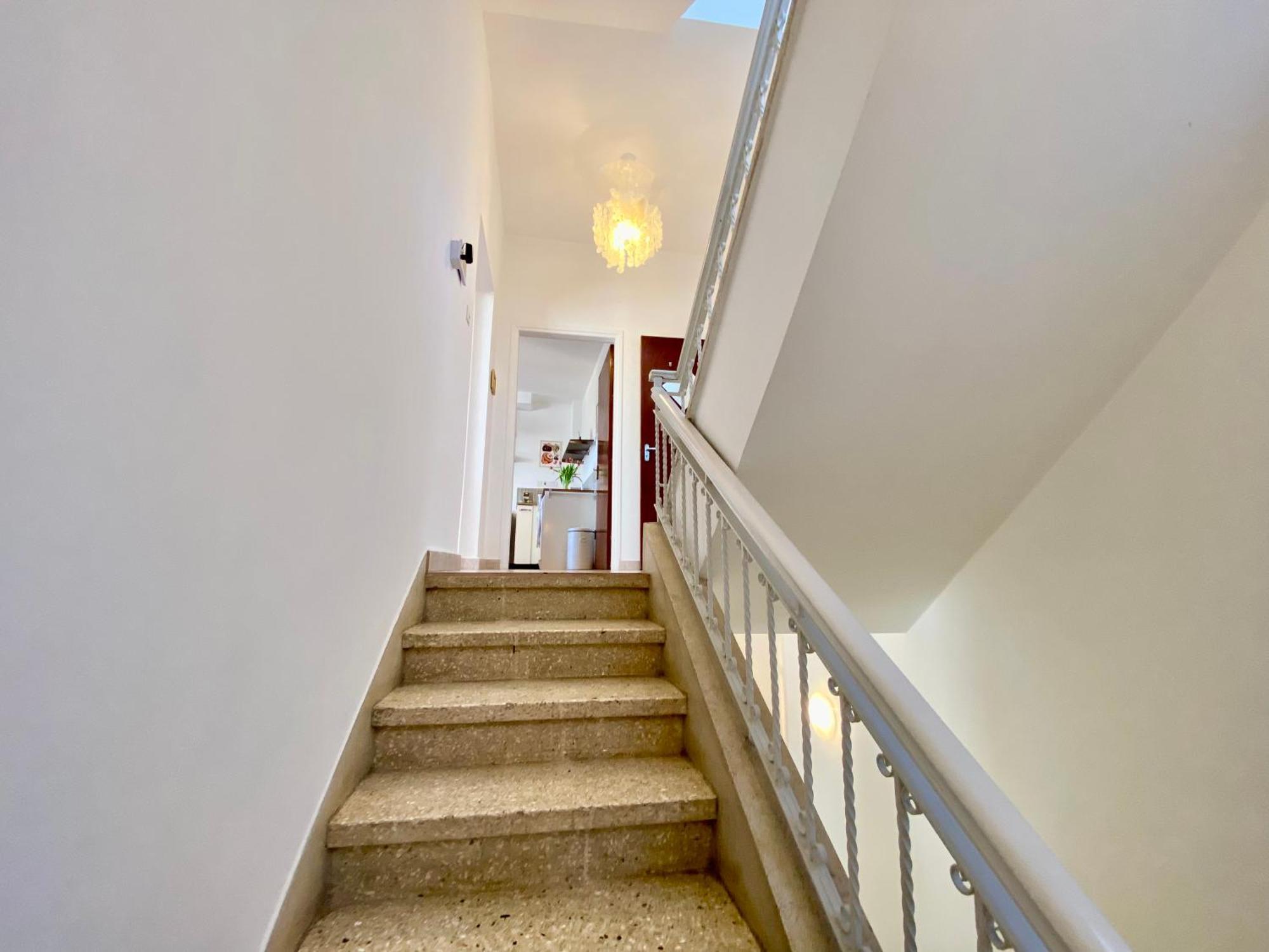 Liberty House - Central Two Bedroom Apartments Никосия Номер фото